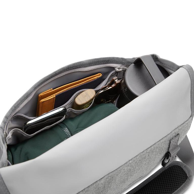 Timbuk2 Classic Messenger XS Eco, Men's Fashion, Bags, Sling Bags on Carousell