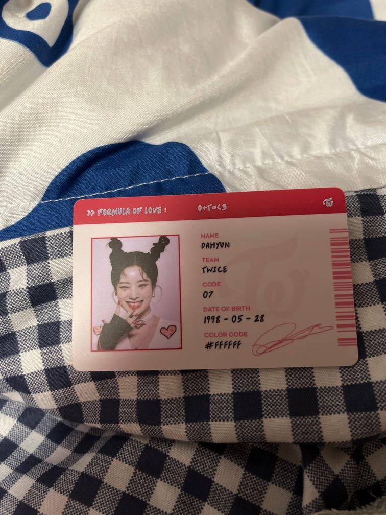 Twice豆腐金多賢formula Of Love O T 3小卡 興趣及遊戲 收藏品及紀念品 韓流 Carousell