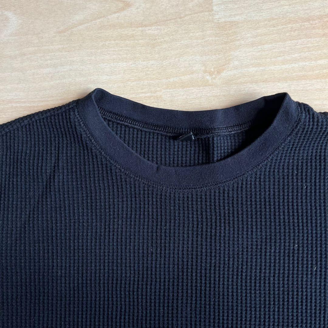 Uniqlo Waffle Sweater 3/4 (Category: Longsleeves) located in Cavite. Submitted by bygillian (Listing ID 1140293626, Image 2). Description: Size: S Color: Black.