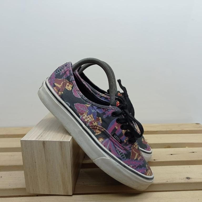 Vans donkey hotsell kong shoes