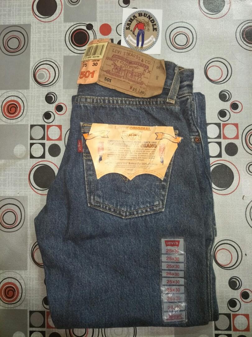 VINTAGE 90'S DEADSTOCK LEVIS 501 FIVE O ONE MADE IN EUROPE STAMP BUTTON T01  W25 L39, Everything Else, Others on Carousell