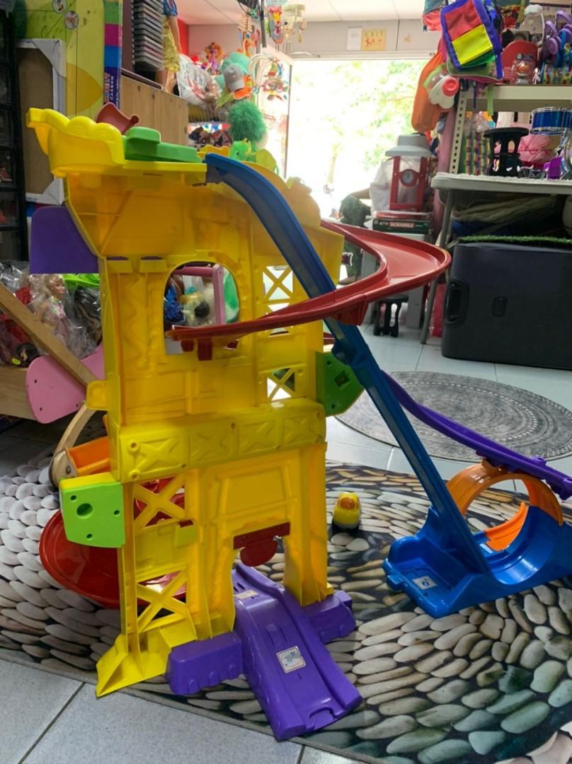 Vtech go go smart wheels ultimate amazement park playset, Hobbies