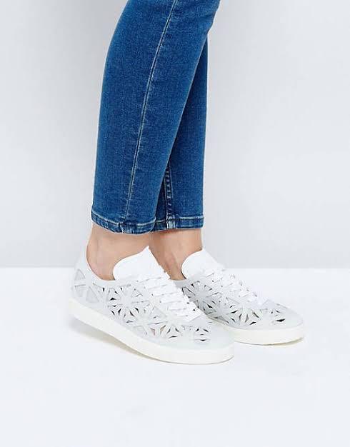 SALE ADIDAS Originals Gazelle Cut Out Grey Sneakers Fesyen Wanita Sepatu di Carousell