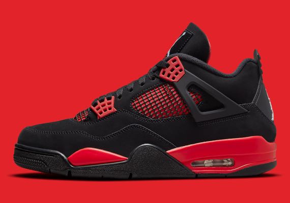 Red black clearance jordan 4