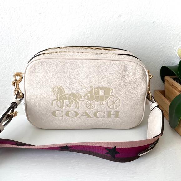 F75818 coach 2025