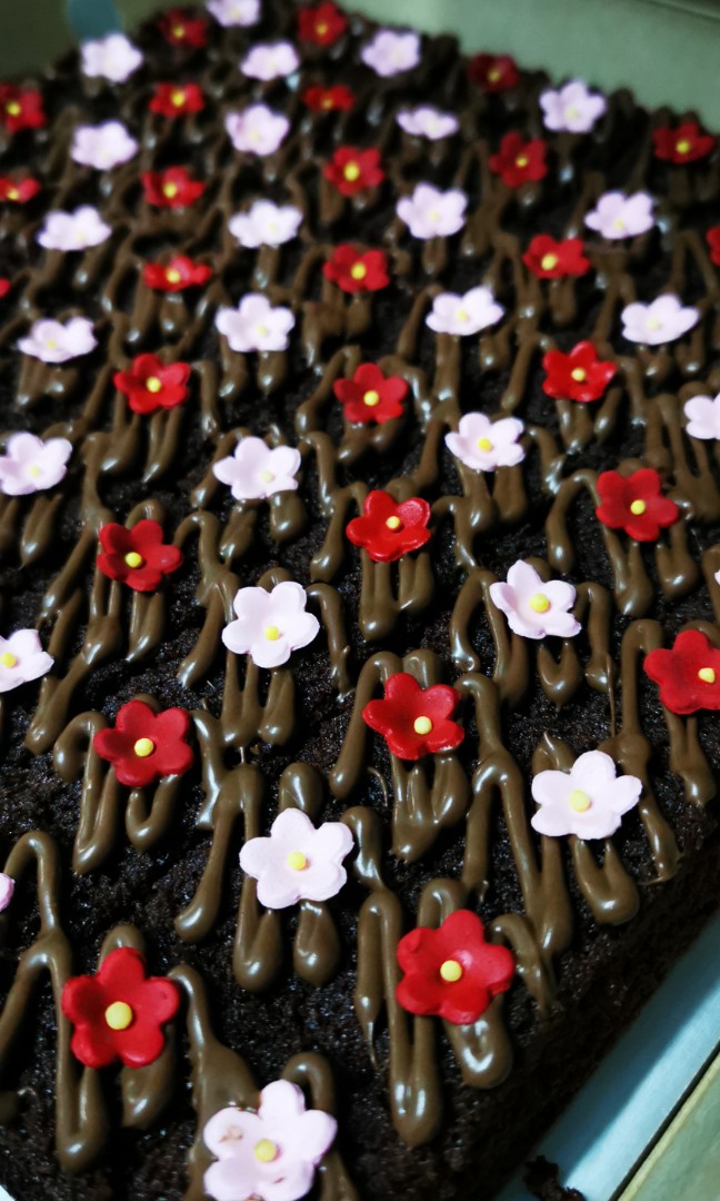 Bite sized Brownies, Food & Drinks, Fresh Produce on Carousell