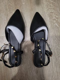 (Category: ) located in . Submitted by daintychic (Listing ID 1140450303, Image 1). Description: .
