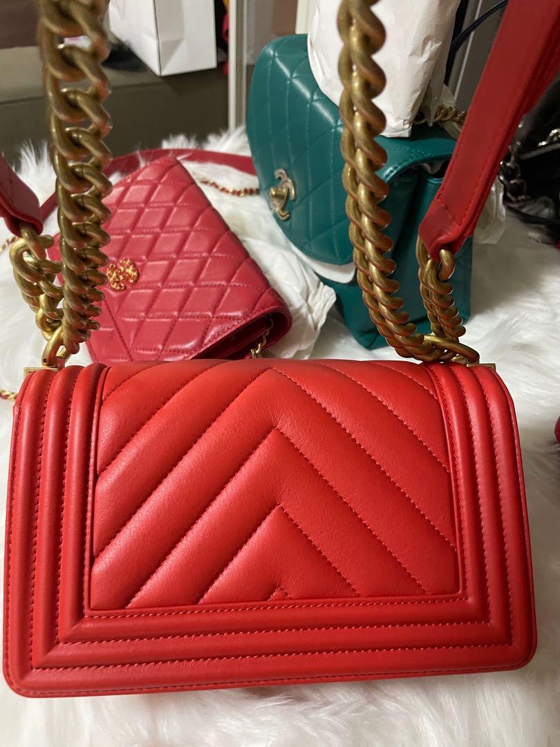 Chanel boy shop chevron 8