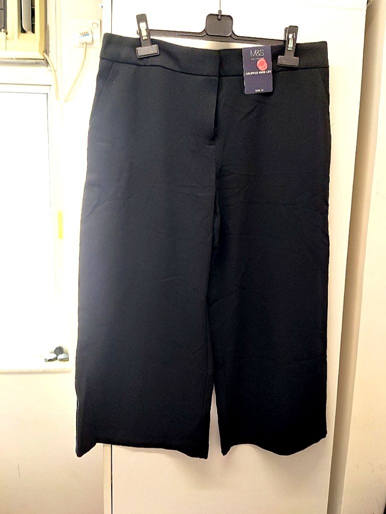 Brand New Mark and Spencers wide leg cropped pants, 女裝, 褲＆半截裙, 其他下身
