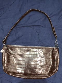 (Category: ) located in . Submitted by migasclothes (Listing ID 1140578052, Image 1). Description: .