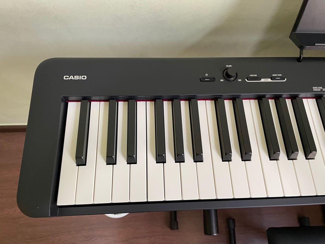 Casio CDPS100 Digital Piano Smallest and Lightest Battery Support