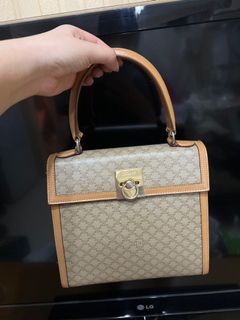 （分類：）位於 。 由 jadepoon1114 提交（商品編號 1140557579，圖片 1）。簡介： 。