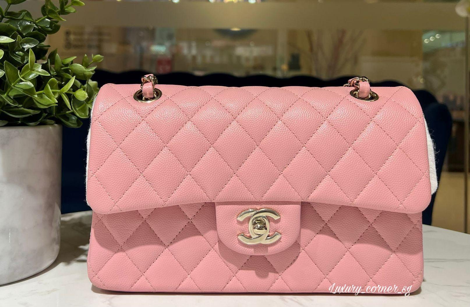 CHANEL CLASSIC SMALL 22C PINK CAVIAR LGHW, Luxury, Bags & Wallets on  Carousell