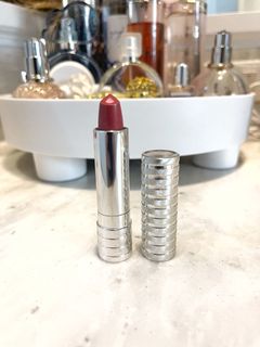 (Category: ) located in . Submitted by prettyfaves (Listing ID 1140575972, Image 1). Description: .