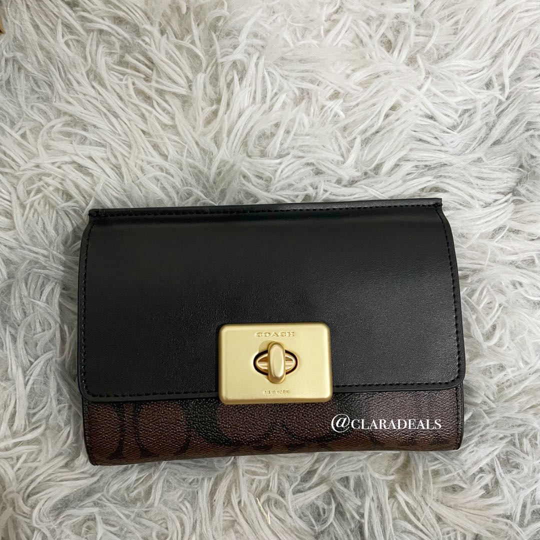 Coach Cassidy Turnlock Wallet