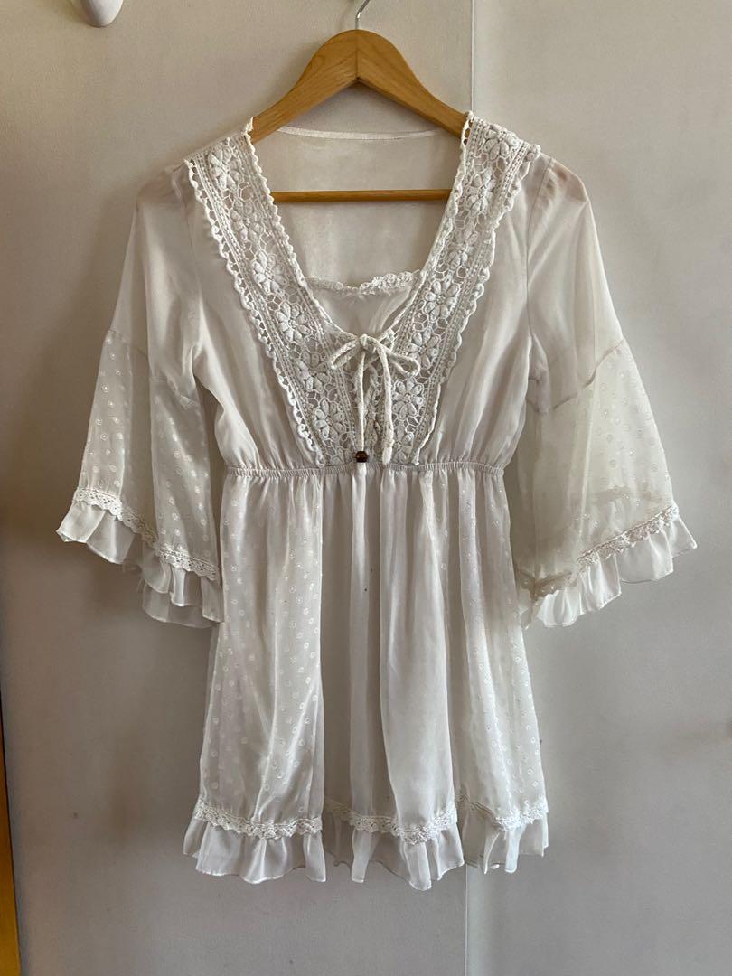 Cottagecore white dress (Category: Dresses) located in Marikina City. Submitted by beinginspace (Listing ID 1140540457, Image 1). Description: Has soft, satin lining and good quality lace. Some parts have stains. Feel free to message me for more details :) Fits S-M frames. I can give you measurements if you need..