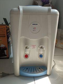 Dispenser Miyako