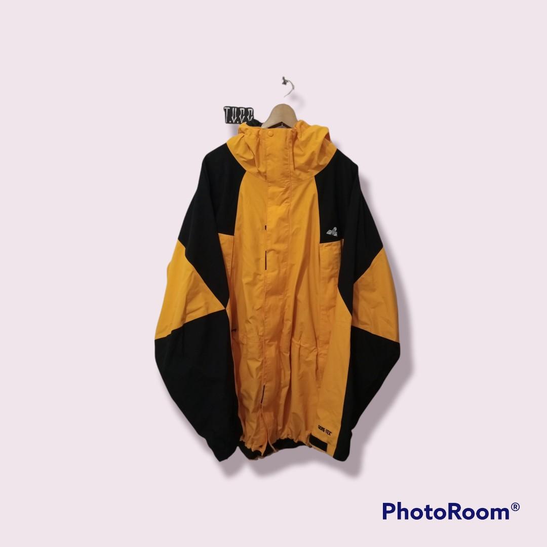 Ems Gore tex Men s Fashion Coats Jackets and Outerwear on Carousell