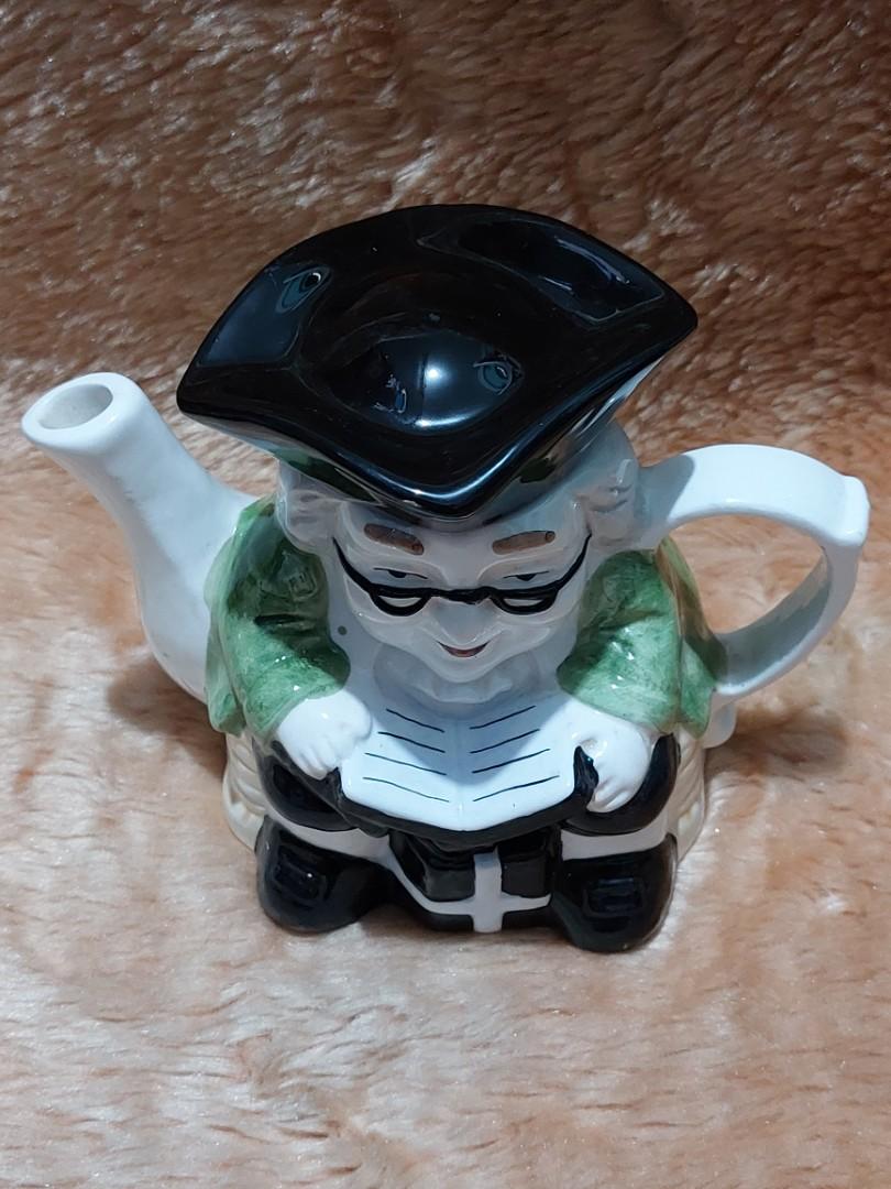 England Professor Teapot (Category: Coffee & Tea Tableware) located in Makati City. Submitted by sakurambo_des (Listing ID 1140563243, Image 3). Description: Collection England Professor Teapot Like new condition 500 only.