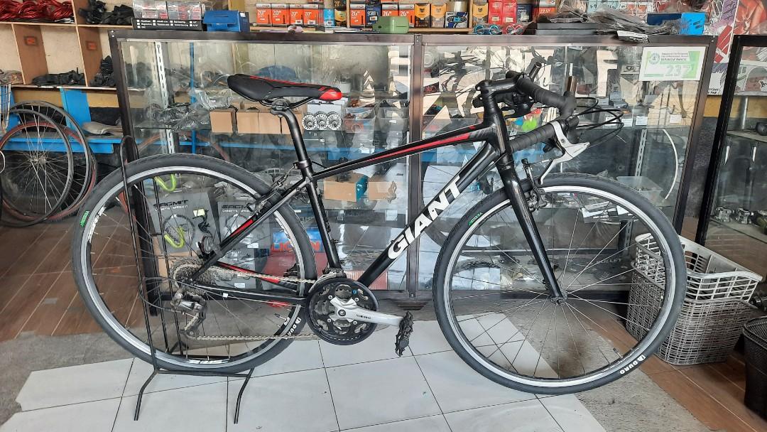 Escape rx3 giant on sale