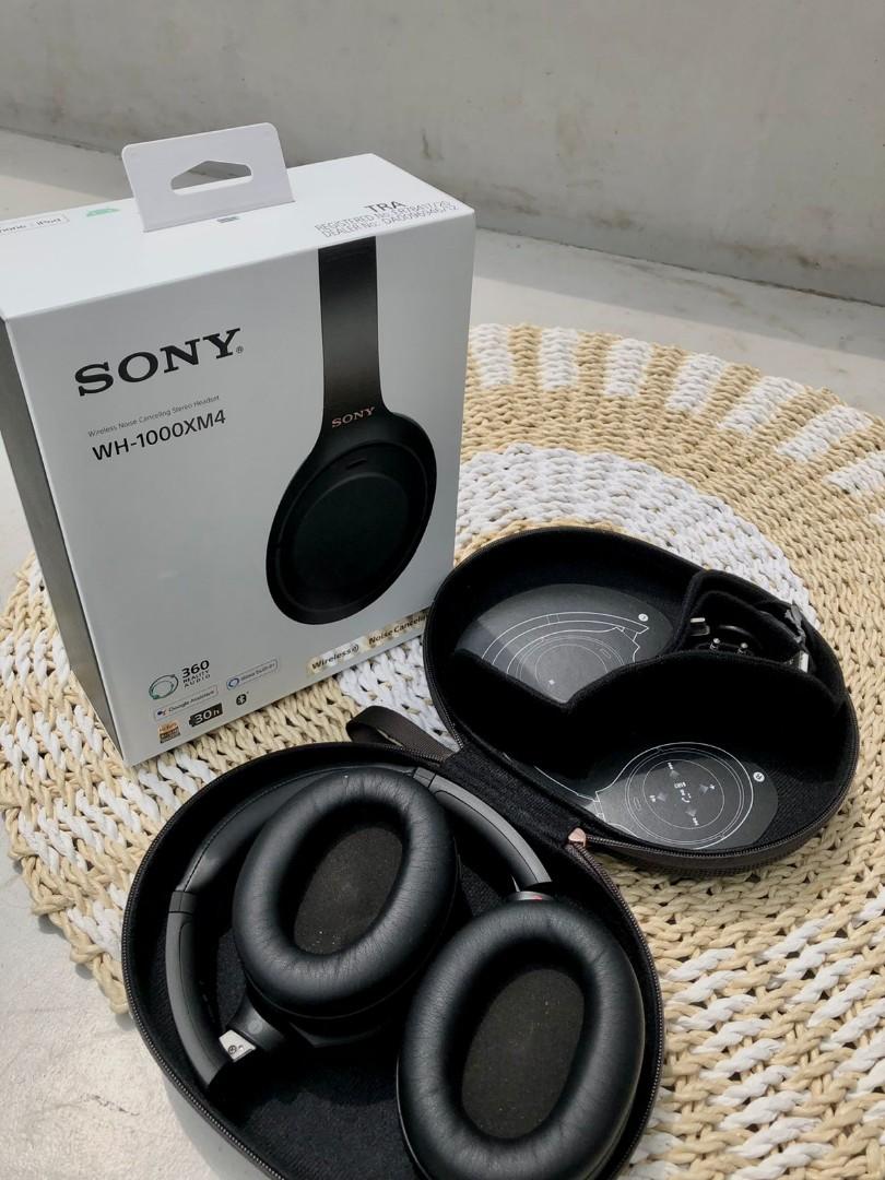 Headphones Sony WH-1000XM4 Wireless Noise Cancelling, Elektronik, Lainnya  di Carousell