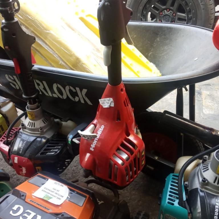 HOMELITE GRASS CUTTER CURVE SHAFT 25CC 2 STROKE Furniture Home