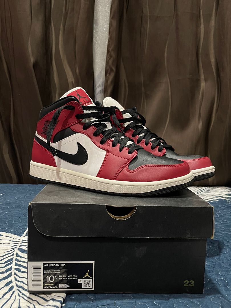 mens jordan 1 chicago black toe