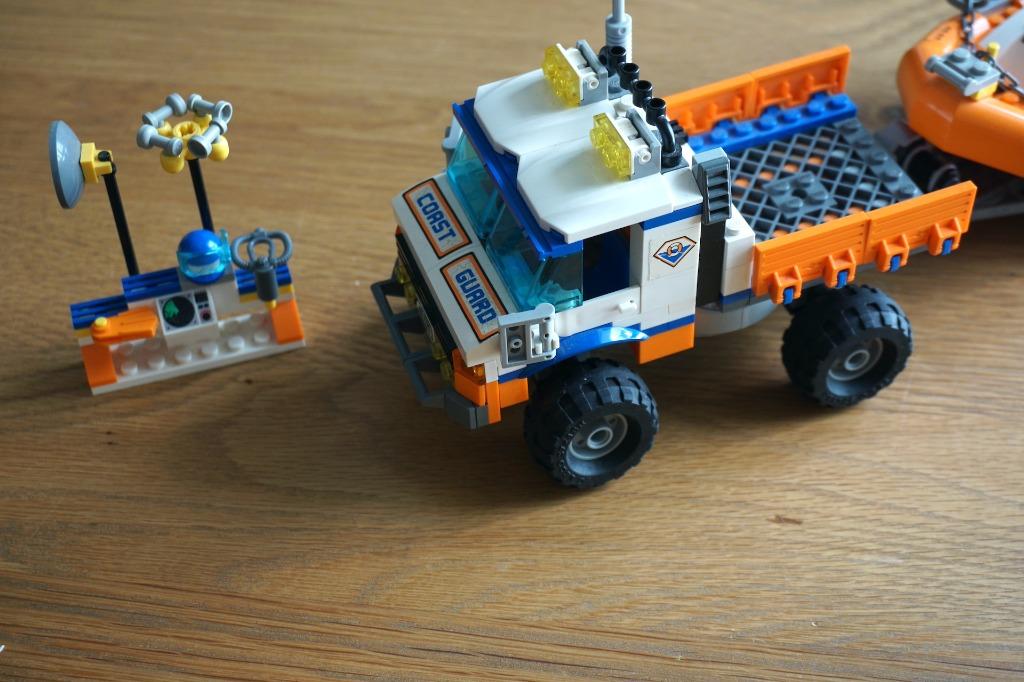 Lego city hotsell coast guard truck