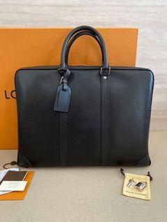 LV Porte document / Briefcase Epi Leather Black 2017