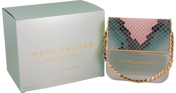 Marc jacobs eau discount so decadent review
