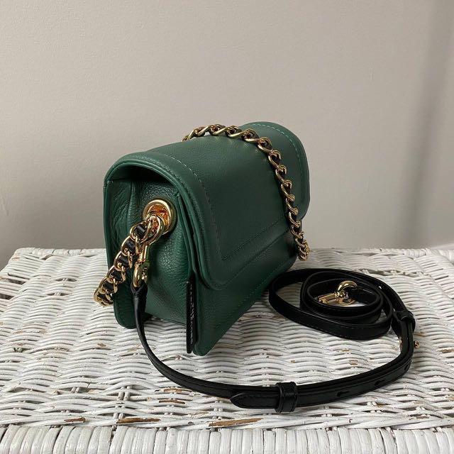 MARC JACOBS THE MINI CUSHION BAG, Women's Fashion, Bags & Wallets, Tote Bags  on Carousell