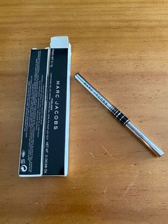 (Category: ) located in . Submitted by sqlin (Listing ID 1140598936, Image 1). Description: .