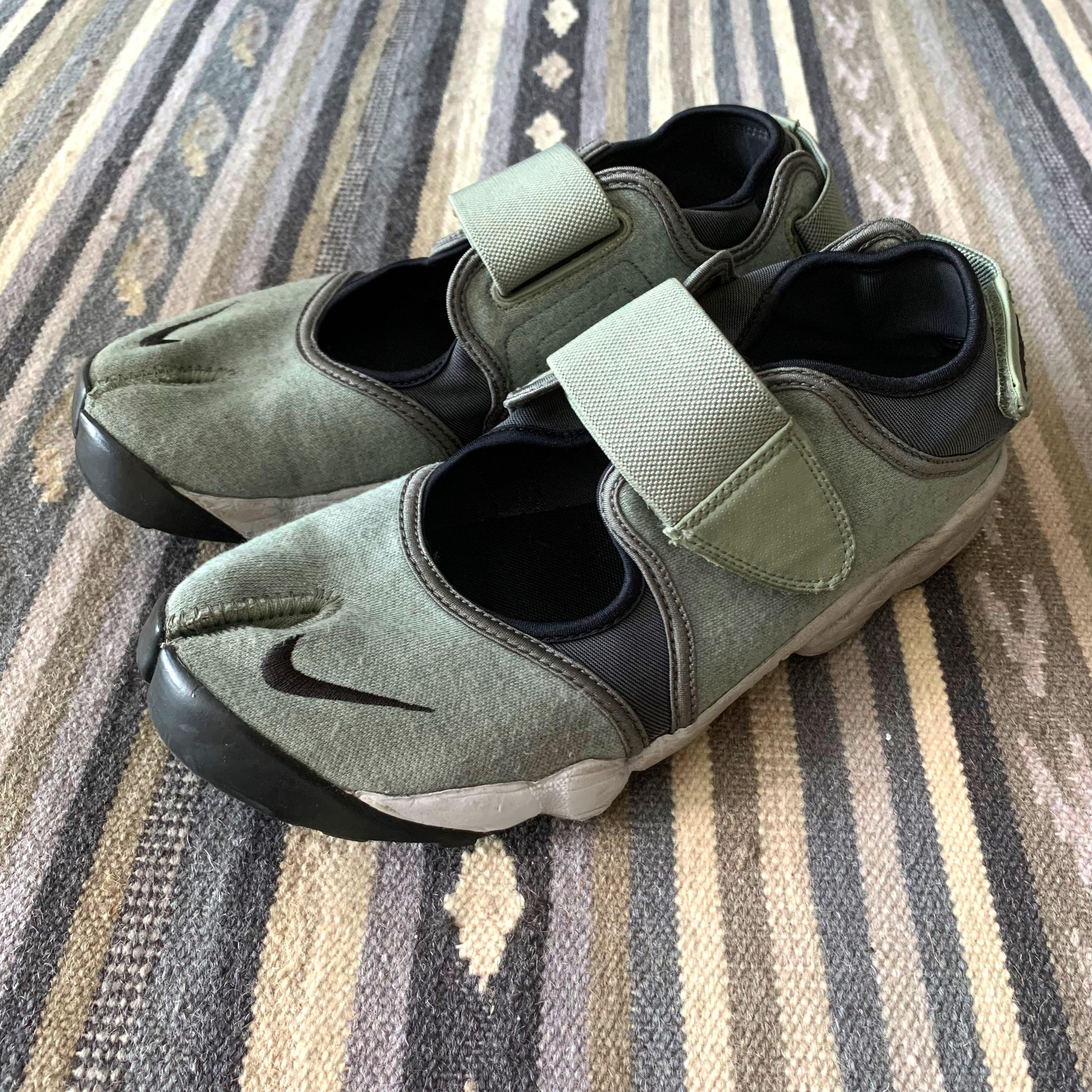 Nike Air Rift US9 Tabi ナイキ 足袋 27cm 中古, Men's Footwear, Sneakers on Carousell