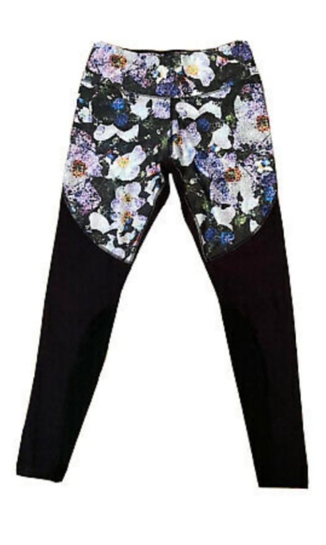 White nike yoga pants best sale