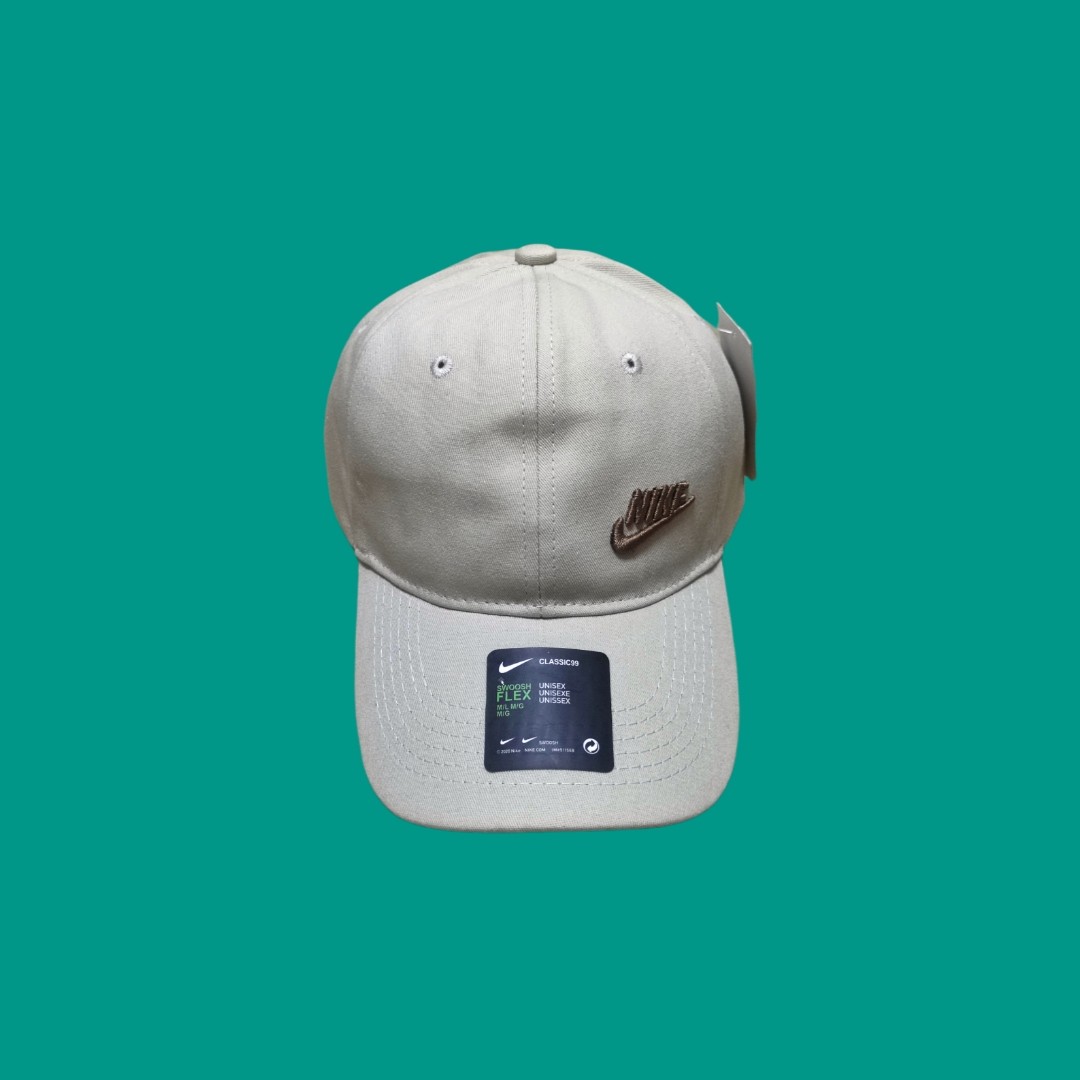 Side Embroidery Baseball Cap Beige 