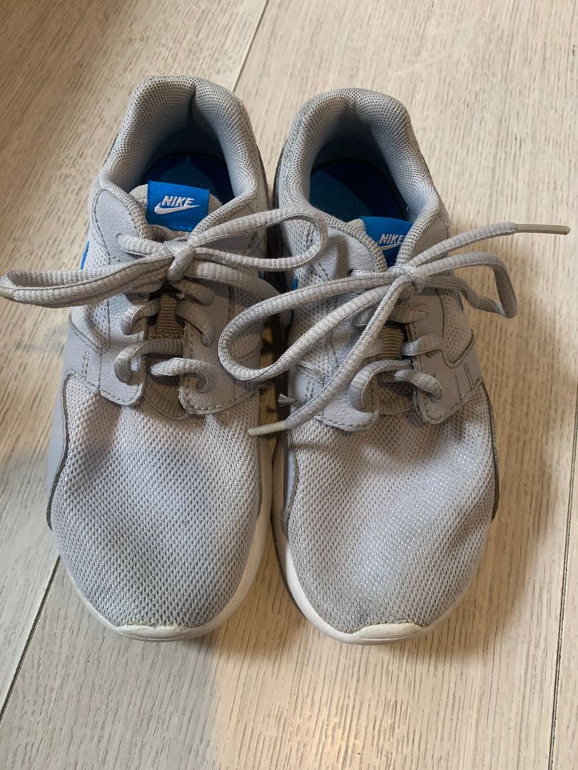 toddler boy grey nike shoes