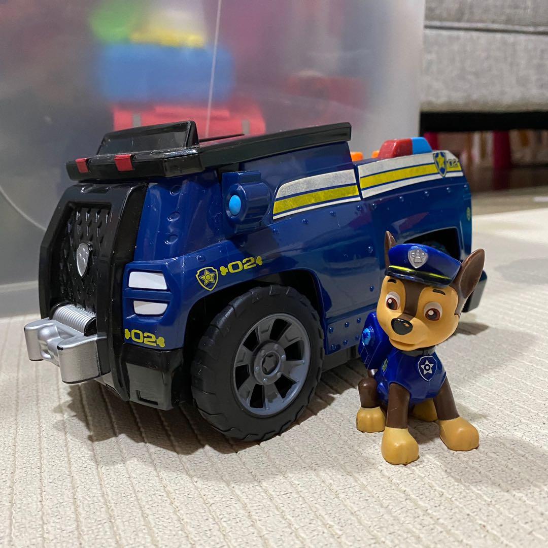 Paw patrol on top a roll chase