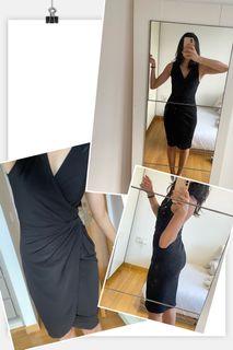 Perfect not so little black work dress ruched V neck uk6
