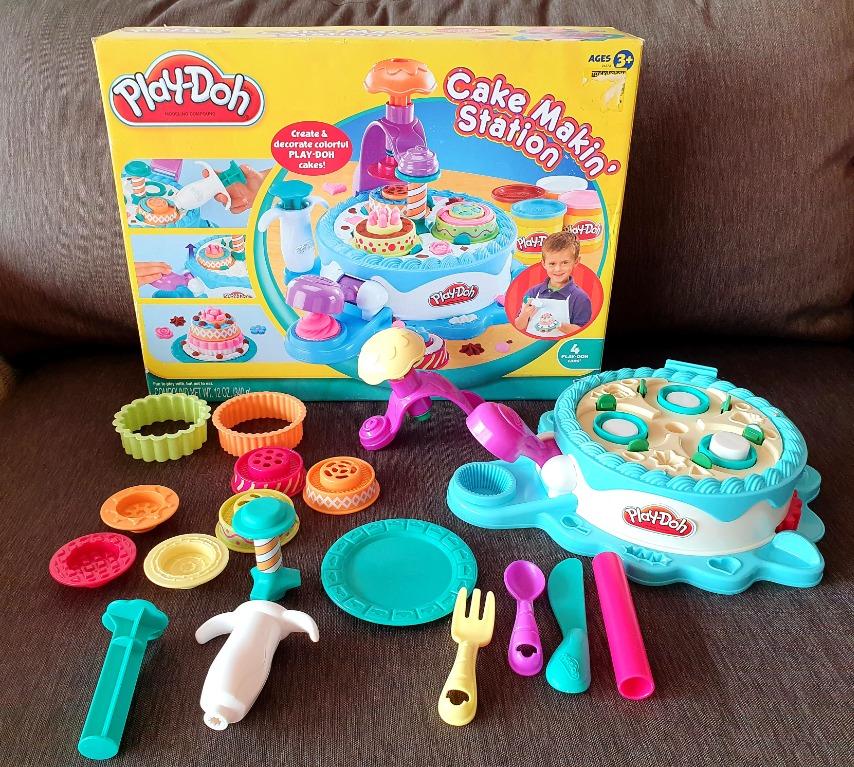 PlayDoh Cake Makin