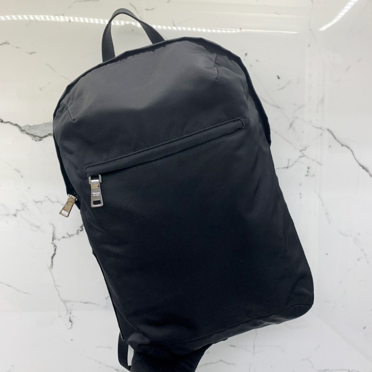 Prada 018 bag store