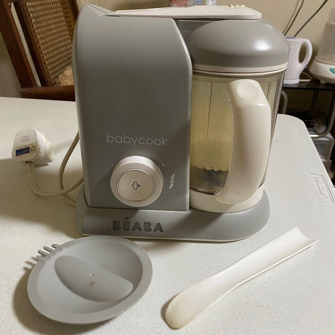 Preloved Beaba Babycook (Category: Weaning & Toddler Feeding) located in Quezon City. Submitted by racqueluy7 (Listing ID 1140496292, Image 2). Description: - Preloved Beaba Babycook - Used but not abused. - SRP: P10.5K - Slight discoloration of steamer / strainer and spoon due to carrots - RFS: Decluttering / Not being used anymore - Located at QC / Ortigas - Shipping via Grab / Lalamove c/o buyer - Mode of payment: BPI / BDO / Gcash - Pls refer