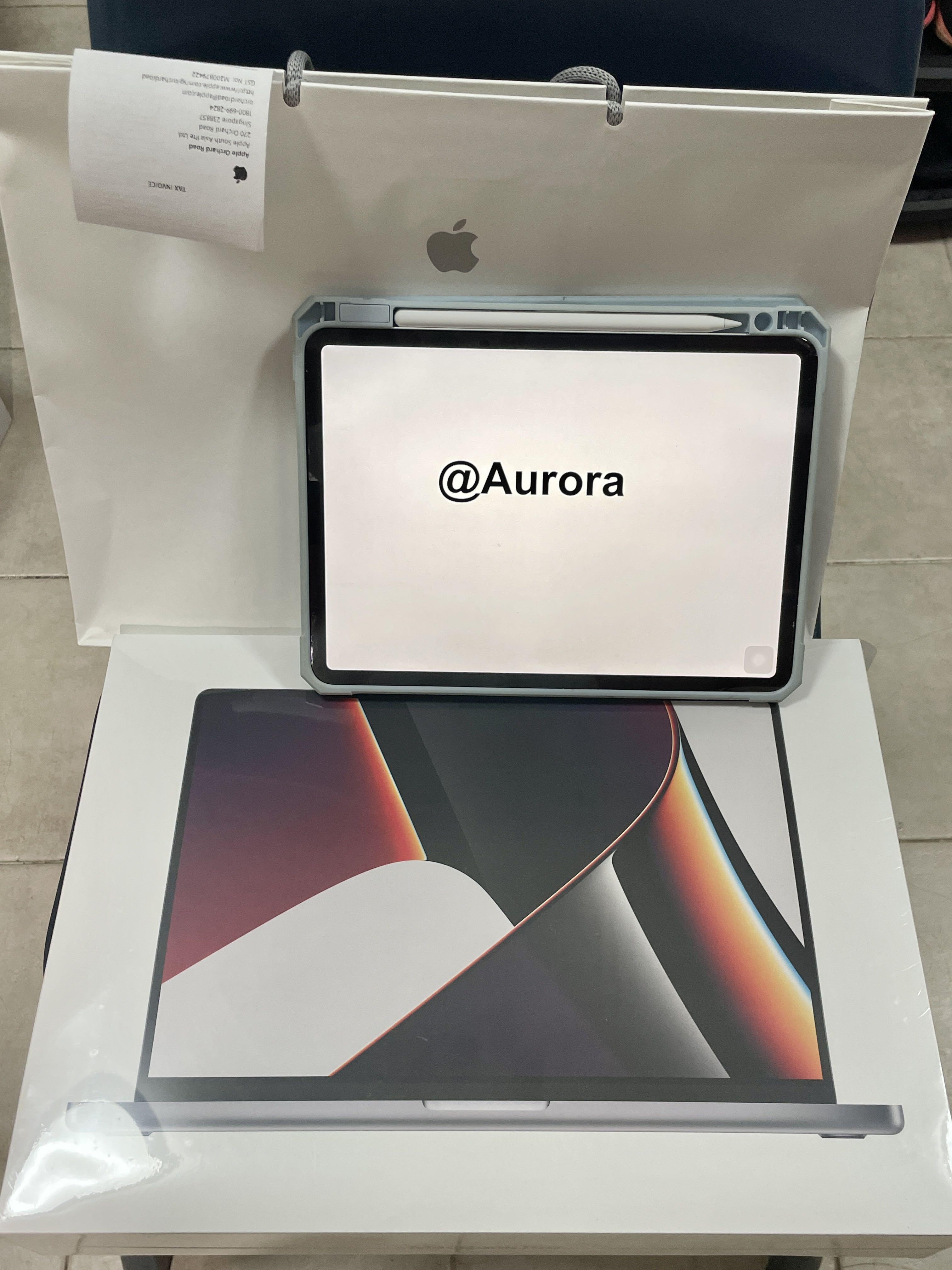 With receipt) Sealed MacBook Pro 16 inch 32gb + 1tb 2021 m1 max