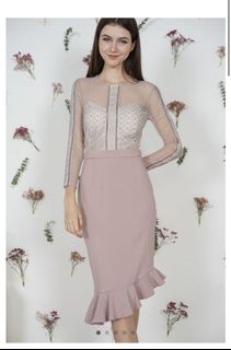 (Category: ) located in . Submitted by shopwithstyle2 (Listing ID 1140470874, Image 1). Description: .