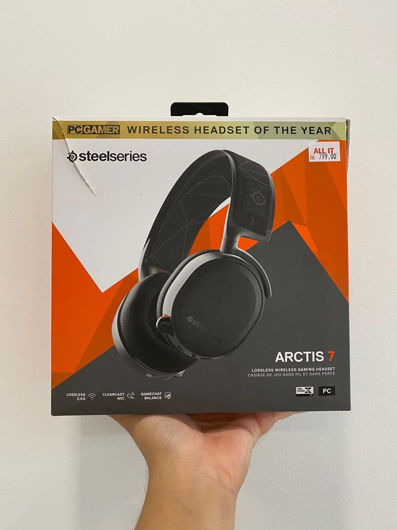 Arctis hot sale 7 stand