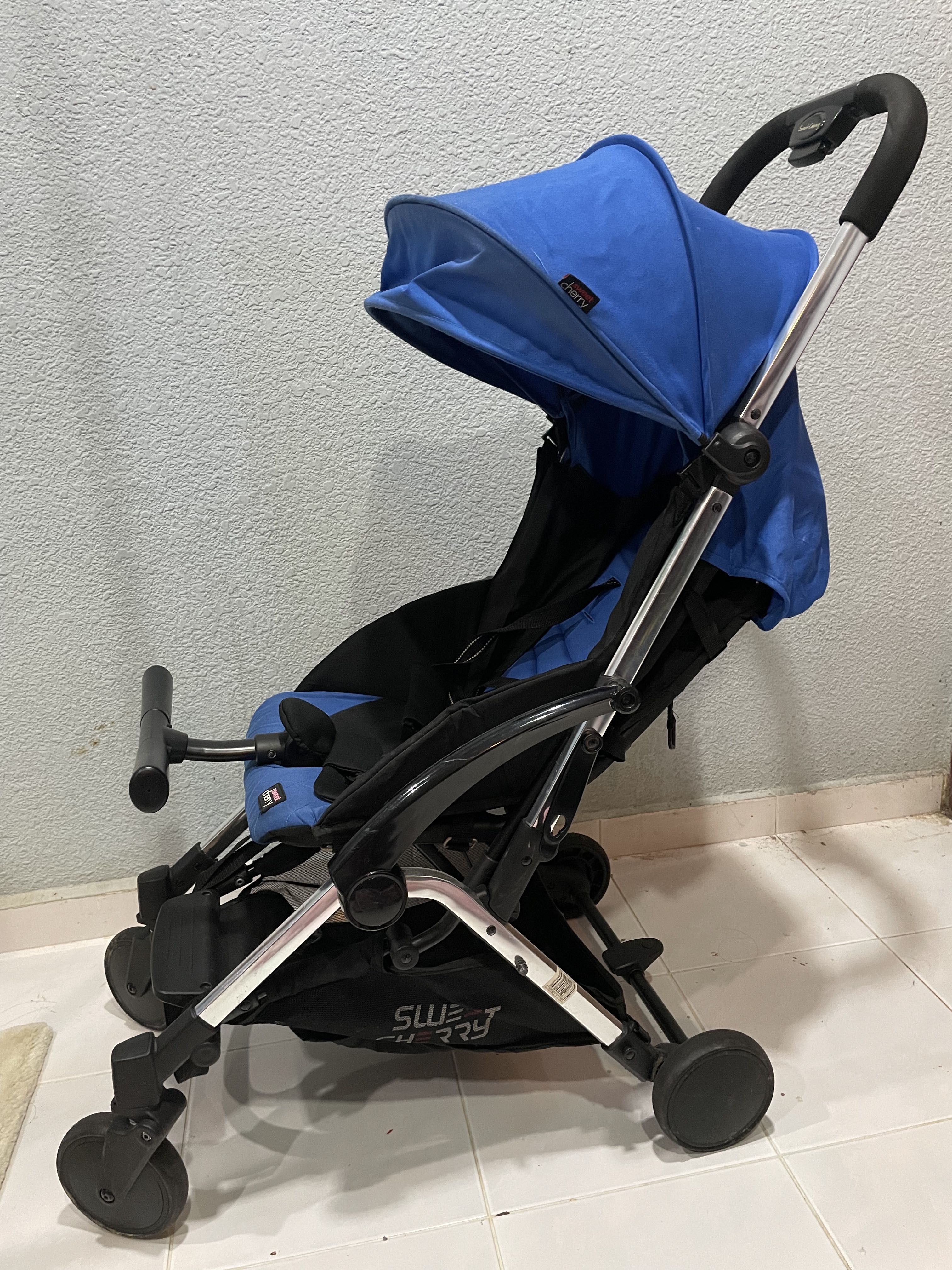 Sweet Cherry A8 Hybrid Compact Stroller Cabin Saiz