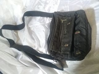 (Kategori: ) berada di . Dikirim oleh secondthrifting1213 (ID iklan 1140565429, Gambar 1). Deskripsi: .