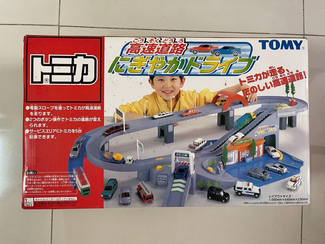 Tomy 高速公路情景模型舊版, 興趣及遊戲, 玩具& 遊戲類- Carousell