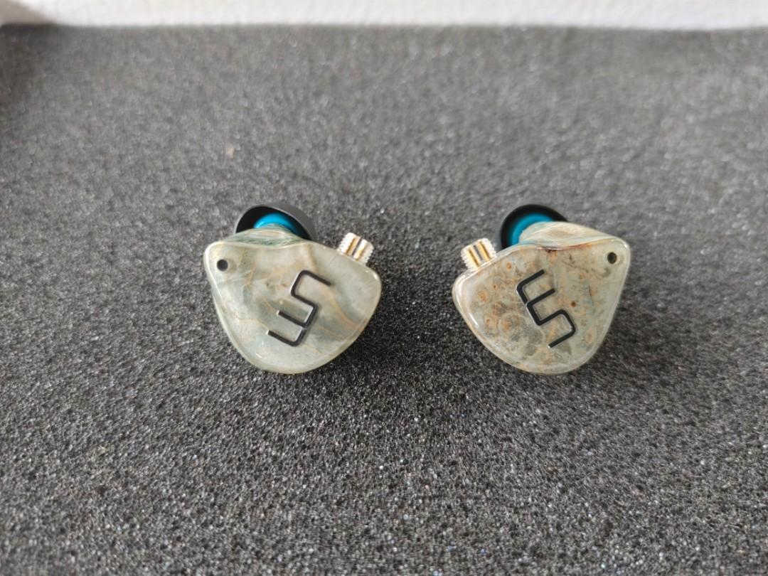 Unique Melody 3d Terminator 3dt IEM, Hobbies & Toys, Music & Media