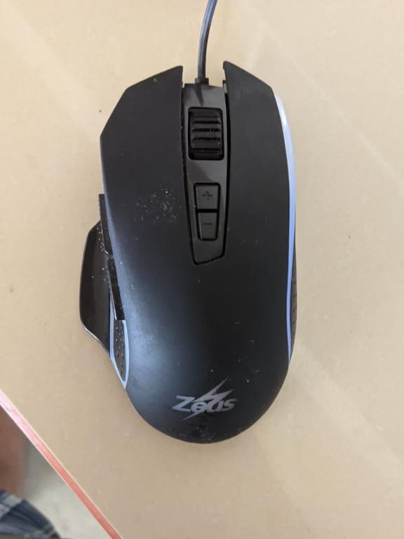 (Used) Zeus M550 / Black Mamba (Category: Mouse & Mousepads) located in Matnog. Submitted by chngdev (Listing ID 1140452408, Image 1). Description: I used this mouse for almost a year now. I want to sell it because I have a new replacement for it. It still works great. P.S: The buyer must shoulder the shipping fees..