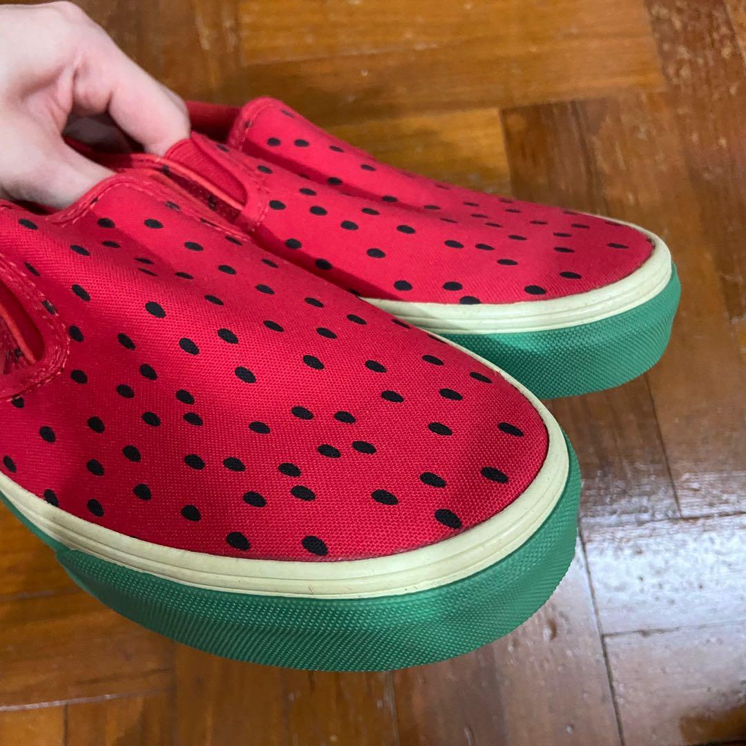 Red and on sale green vans